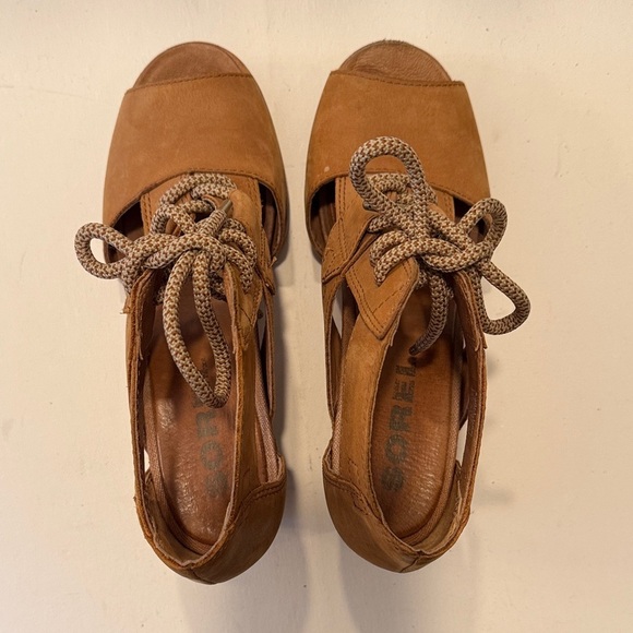 Sorel Tan Open-Toe Lace-Up wedge sandals - Picture 4 of 5